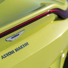 Aston Martin Vantage Lime Essence 14